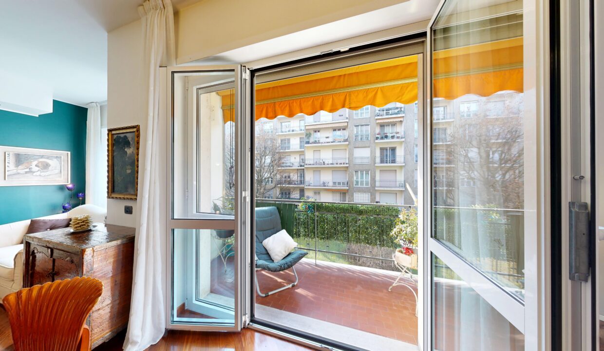 12.Balcone soggiorno